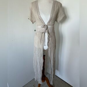 Rebellion Elegant Cream Duster